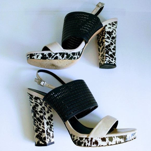 CALVIN KLEIN BREANNIE (SOFT WHITE/BLACK LEATHER) SANDALS - Picture 4 of 16